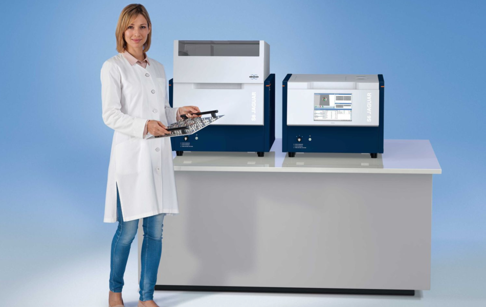 H&ecirc;̣ th&ocirc;́ng quang ph&ocirc;̉ XRF tán xạ bước sóng đ&ecirc;̉ bàn